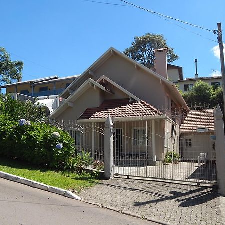 Apartamento Dos Altos Centro Gramado Exterior foto